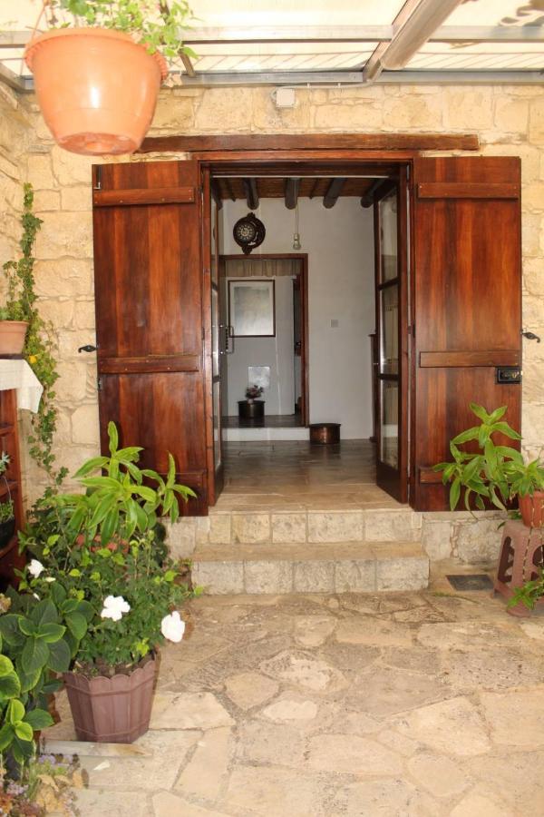 Bed and Breakfast Georgia'S House Fyti Exteriér fotografie